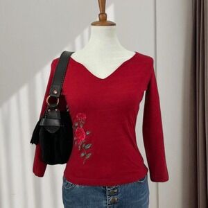 Express Vintage Red Rose Embroidered V-Neck Top XS 3/4 Sleeve Fitted